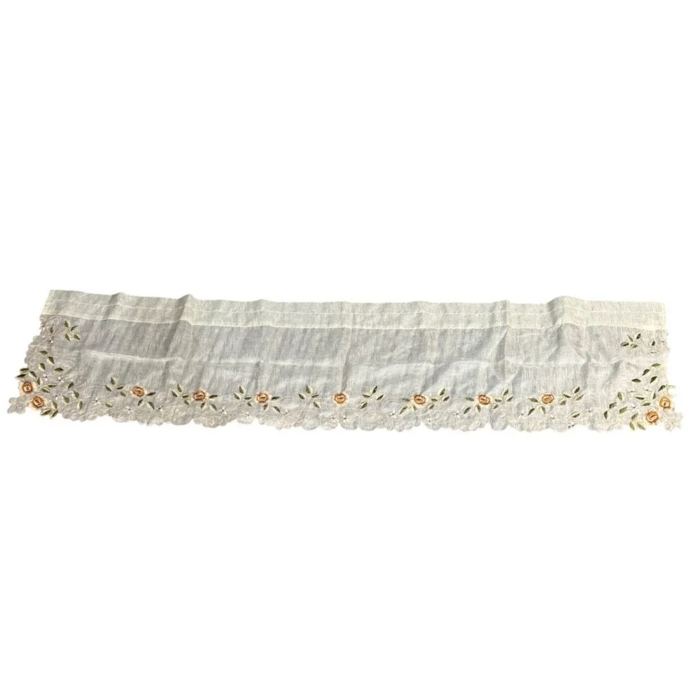 Vintage Style Floral Embroidered Scalloped Edge Table Linens Cream Set of 8